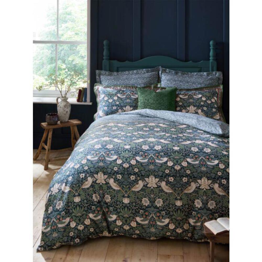 William Morris at Home Midnight Strawberry Thief Duvet Set